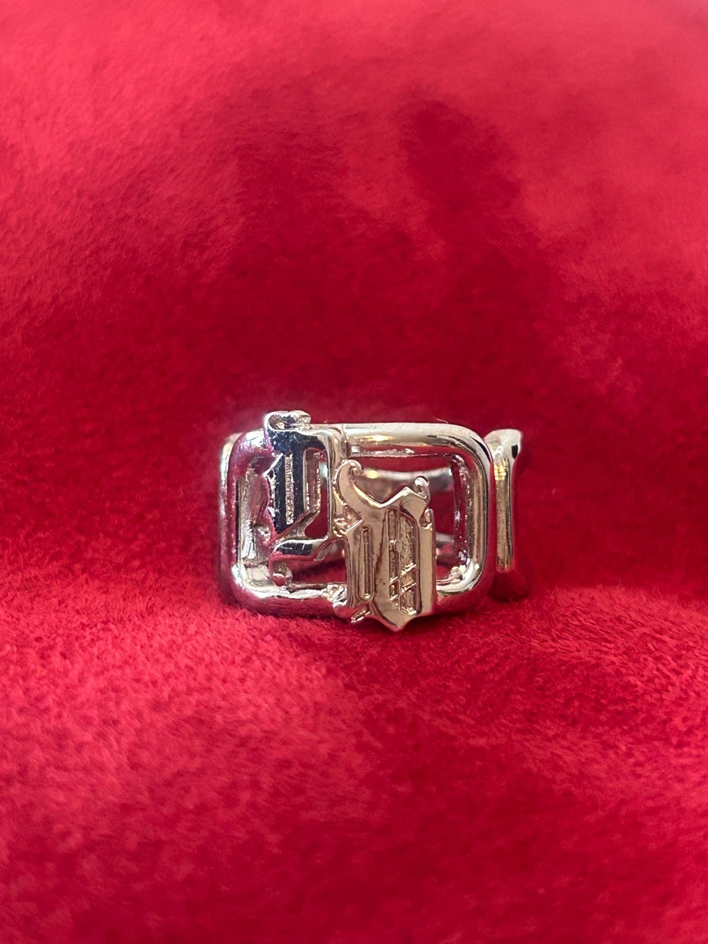 Versace Donatella Collection Ring - Picture 3 of 10